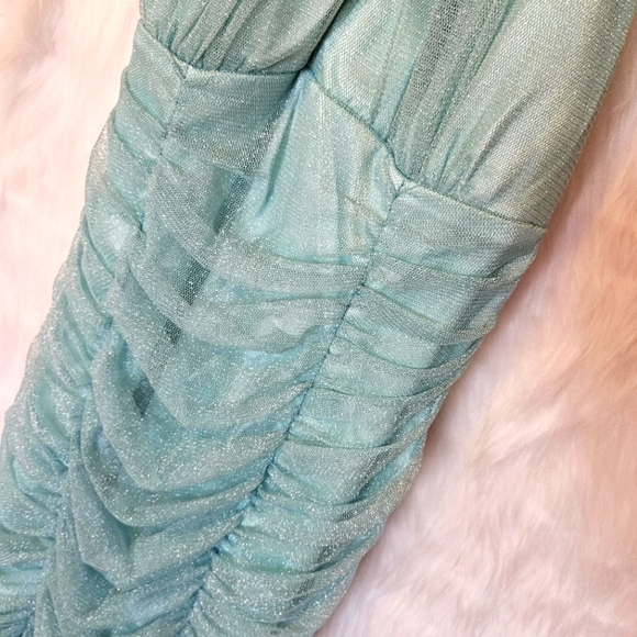 Le Chateau Mermaid Blue Ruched Halter Dress - Picture 6 of 8